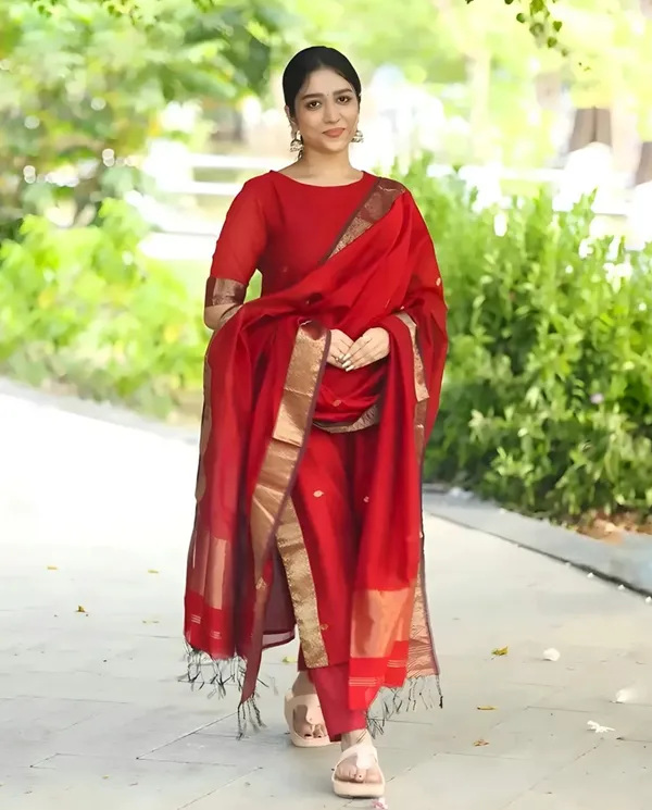 Red_Kanchi_Cotton_Premium_Kurta_Set_For_Women
