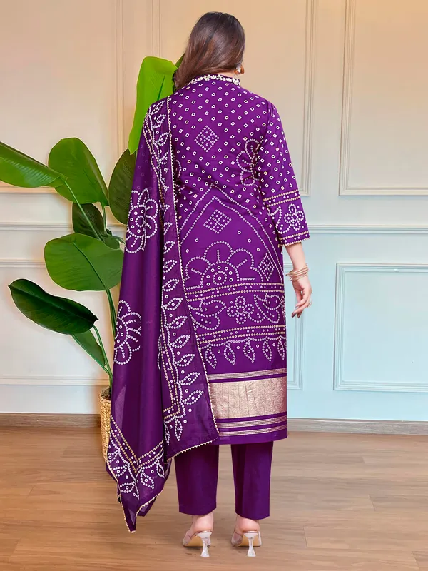 Purple_Cotton_Premium_Ethnic_Suit_Set_For_Women