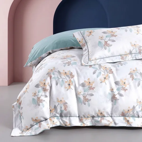 White_Cotton_Mix_Bedsheet_With_Pillow_Cover_For_Home
