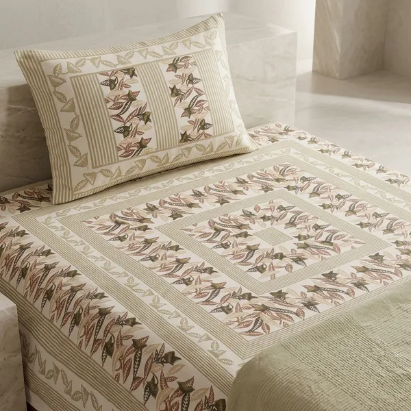 Multicolor_Cotton_Bedsheet_With_Pillow_Cover_For_Home