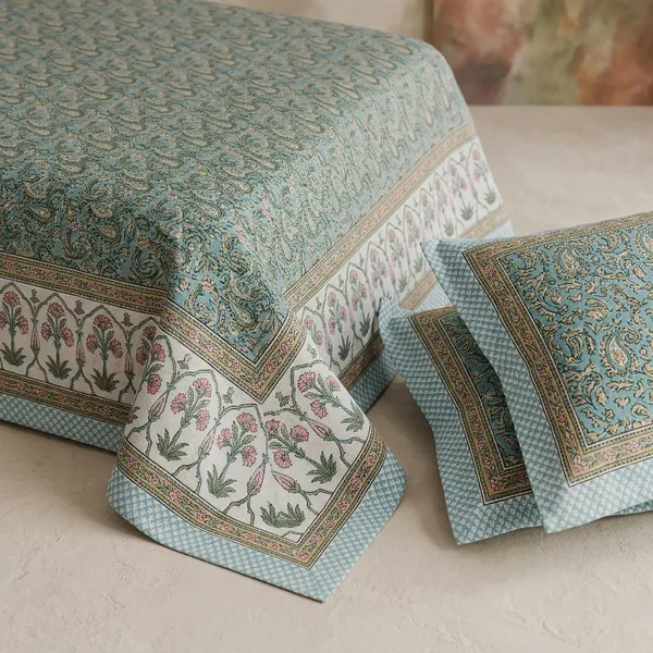 Multicolor_Cotton_Bedsheet_With_Pillow_Cover_For_Home