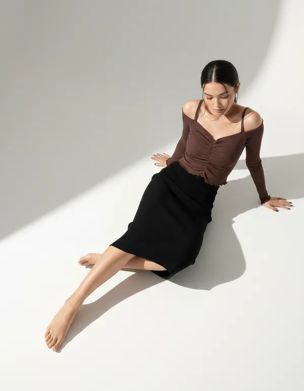 Brown_Cotton_Rib_Knit_Fitted_Off-Shoulder_Top_For_Women