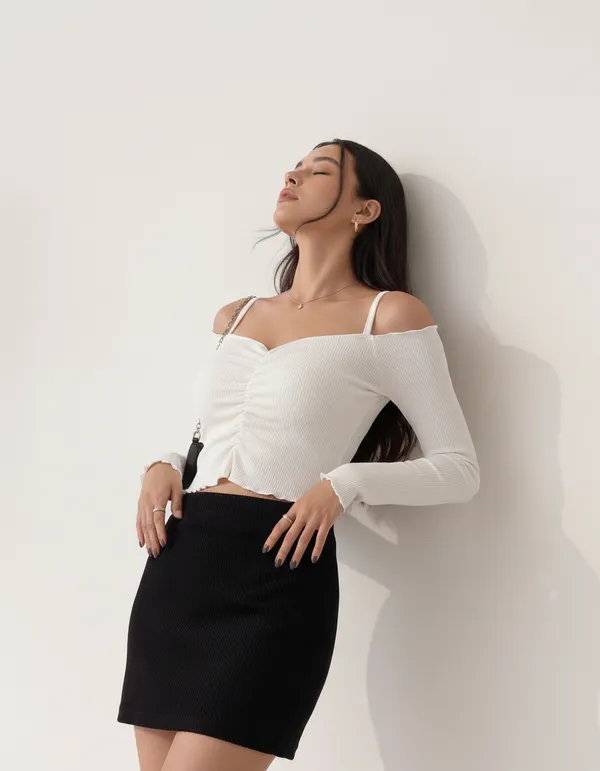 White_Cotton_Rib_Knit_Fitted_Off-Shoulder_Top_For_Women