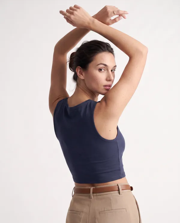 Women’s_Navy_Blue_Sleeveless_V-Neck_Fitted_Crop_Top
