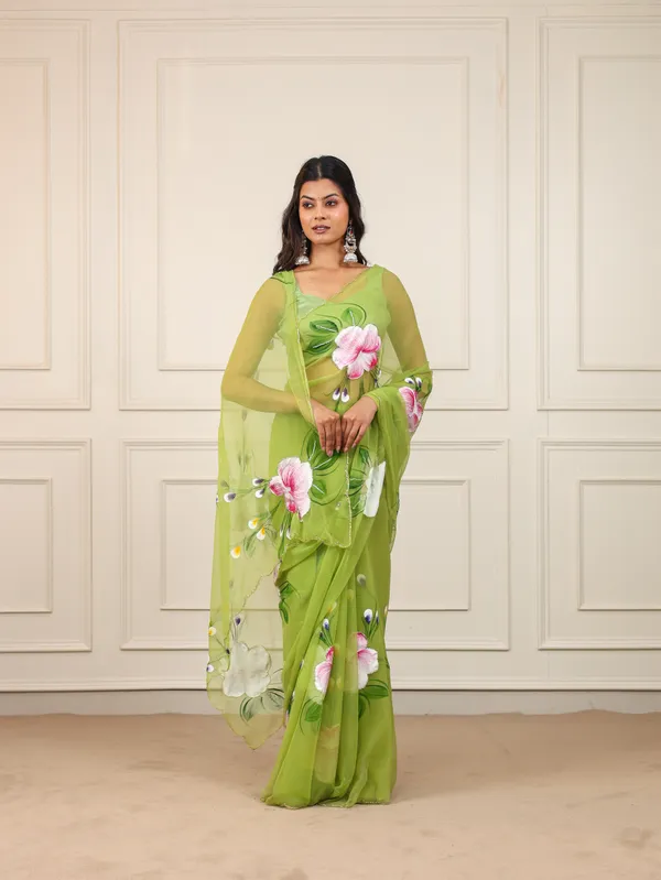 Green_Chiffon_Hand_Painted_Saree_For_Women