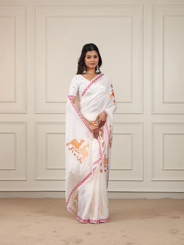 Cream_Crepe_Printed_Saree_For_Women