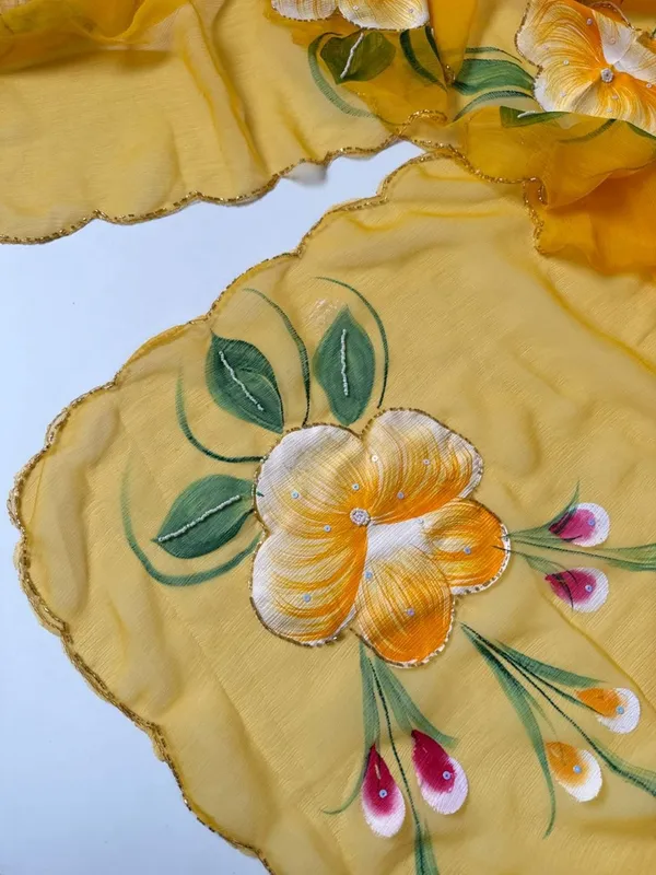 Yellow_Chiffon_Hand_Painted_Saree_For_Women