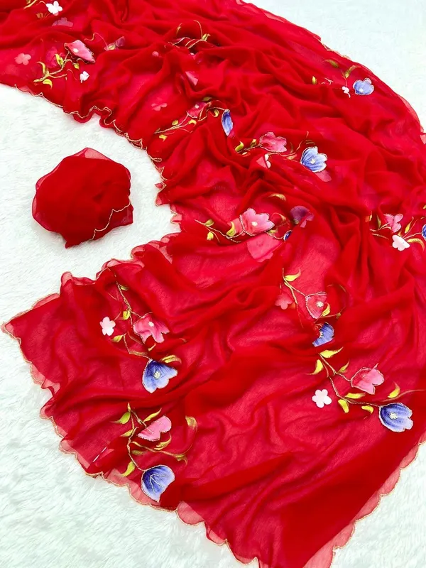 Red_Chiffon_Hand_Painted_Saree_For_Women