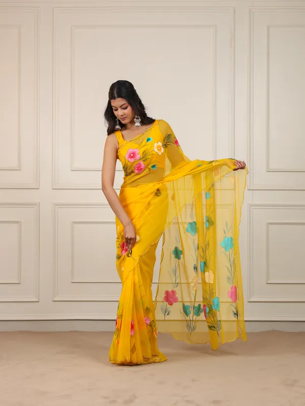 Yellow_Chiffon_Hand_Painted_Saree_For_Women