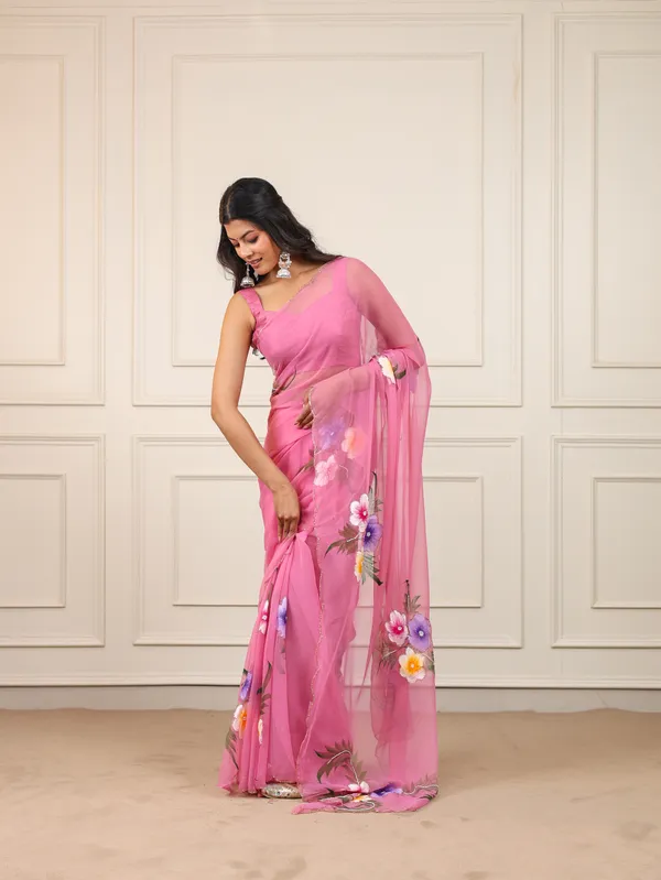Pink_Chiffon_Hand_Painted_Saree_For_Women