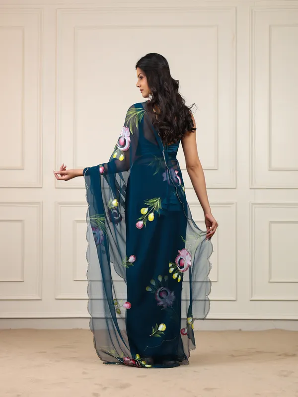 Blue_Chiffon_Hand_Painted_Saree_For_Women
