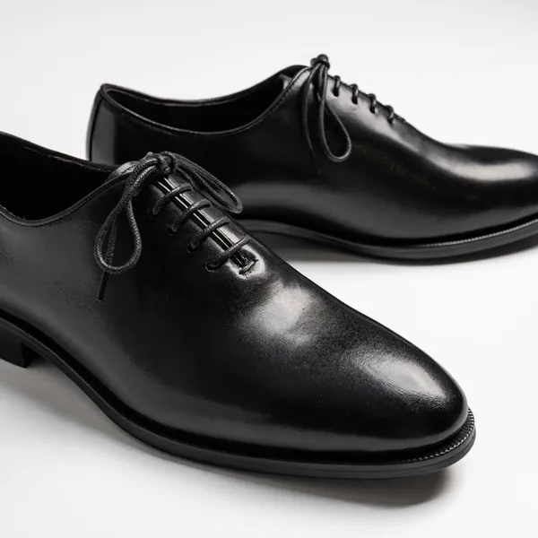 Black_Leather_Formal_Lace-Up_Oxford_Shoes_For_Men