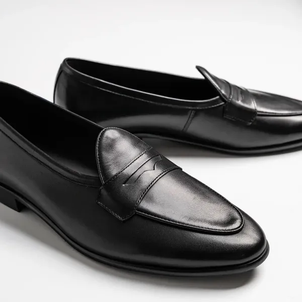 Black_Leather_Penny_Loafers_For_Men