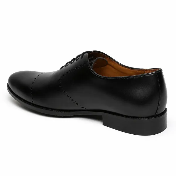 Black_Leather_Cap_Toe_Oxford_Formal_Shoes_For_Men