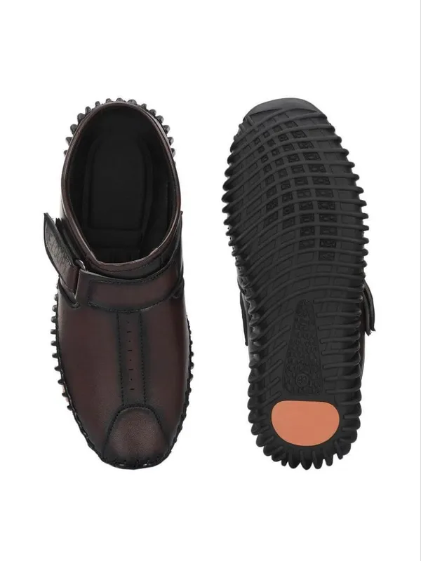 Brown_Leather_Slip-On_Casual_Loafers_For_Men