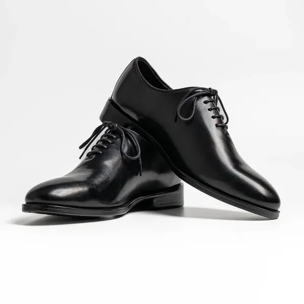 Black_Leather_Formal_Lace-Up_Oxford_Shoes_For_Men