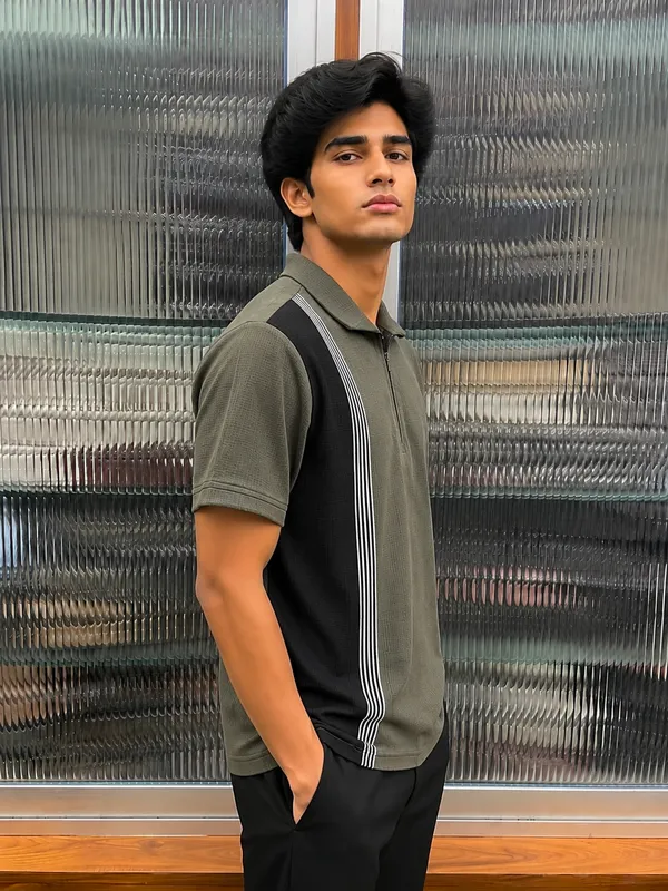 The_PARIBITO__Urban_Edge_Olive_Zip_Polo_T-Shirt_for_Men