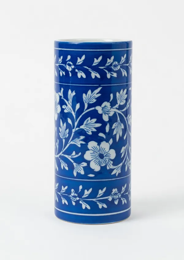 Blue_Pottery_Floral_Pattern_Blue_And_White_Cylindrical_Vase