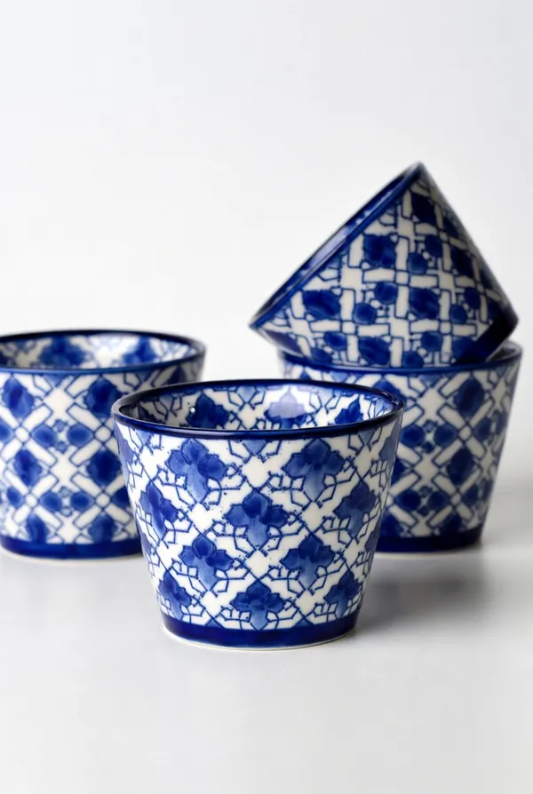Blue_Pottery_Geometric_Blue_And_White_Bowl_Set