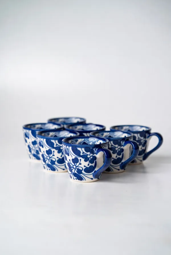 Blue_Pottery_Floral_Print_Blue_And_White_Coffee_Mug_Set