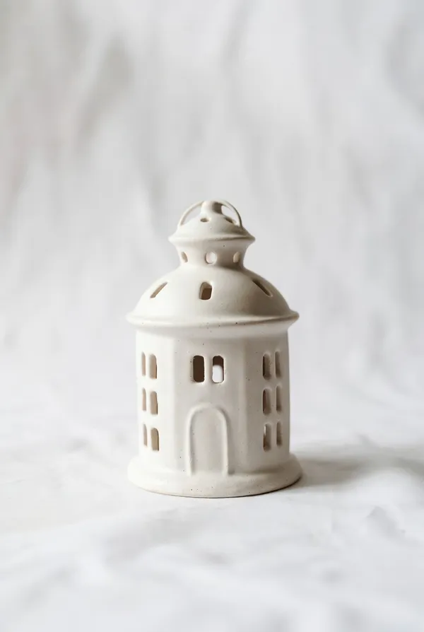 Blue_Pottery_Decorative_House_Shaped_White_Tealight_Candle_Holder