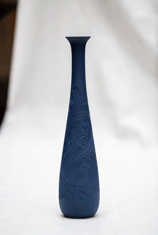 Blue_Pottery_Navy_Blue_Embossed_Decorative_Vase