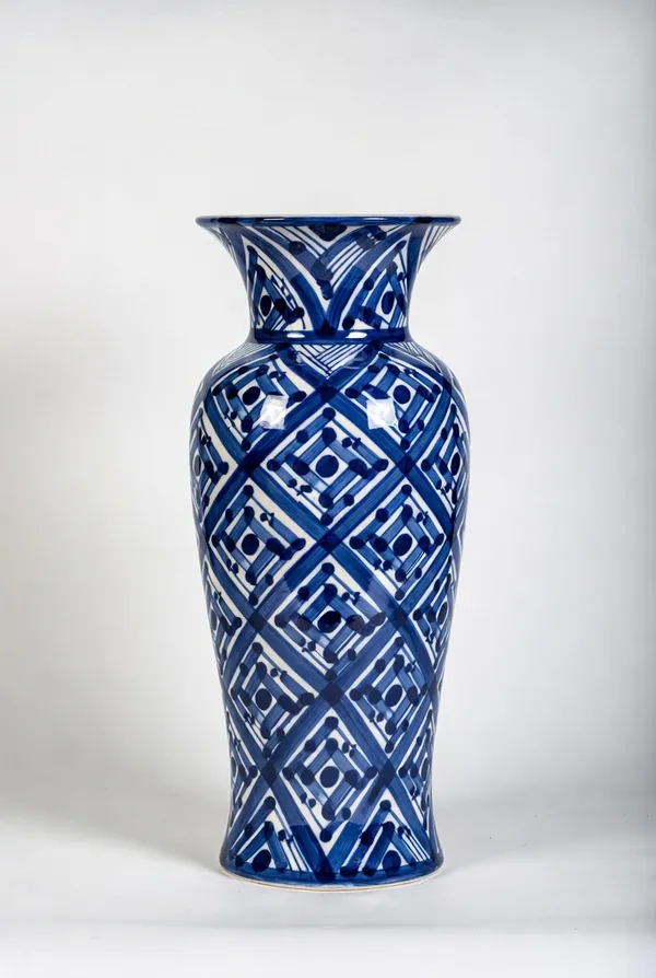 Blue_Pottery_Decorative_Geometric_Blue_And_White_Decorative_Vase