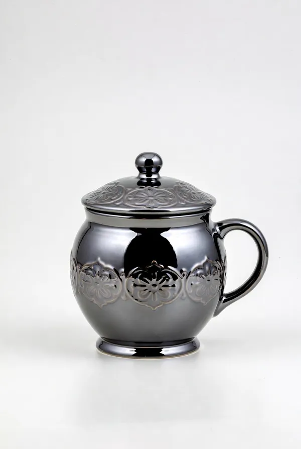 Metal_Silver-Toned_Floral_Engraved_Tea_Cup_With_Lid