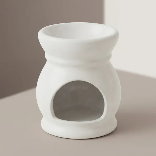 Blue_Pottery_White_Oil_Burner