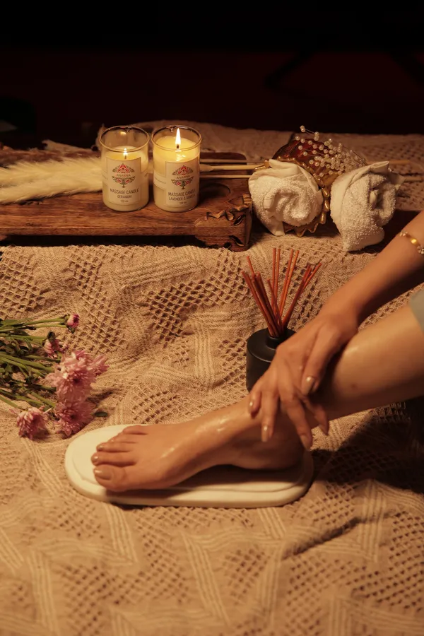 Anarna_Lavender_&_Vanilla_Body_Serum_Massage_Candle