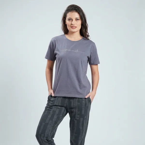 Grey_Cotton_Top_And_Pant_Set_For_Women