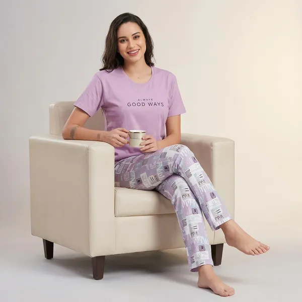 Lavender_Cotton_Lycra_Loungewear_Set_For_Women