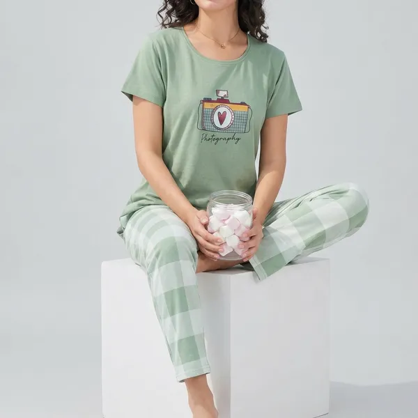 Green_Cotton_Night_Suit_For_Women