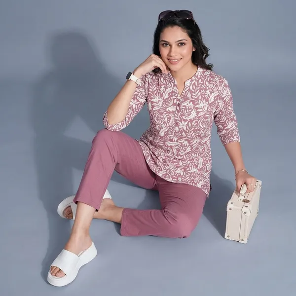 Pink_Cotton_Kurti_Pant_Set_For_Women