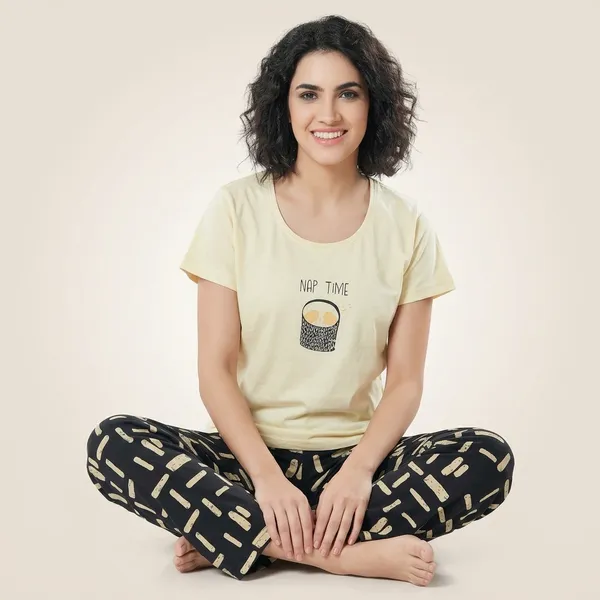 Yellow_Cotton_Night_Suit_For_Women