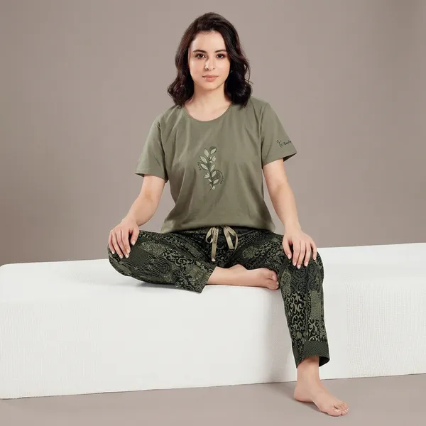 Olive_Green_Cotton_Lounge_Set_For_Women