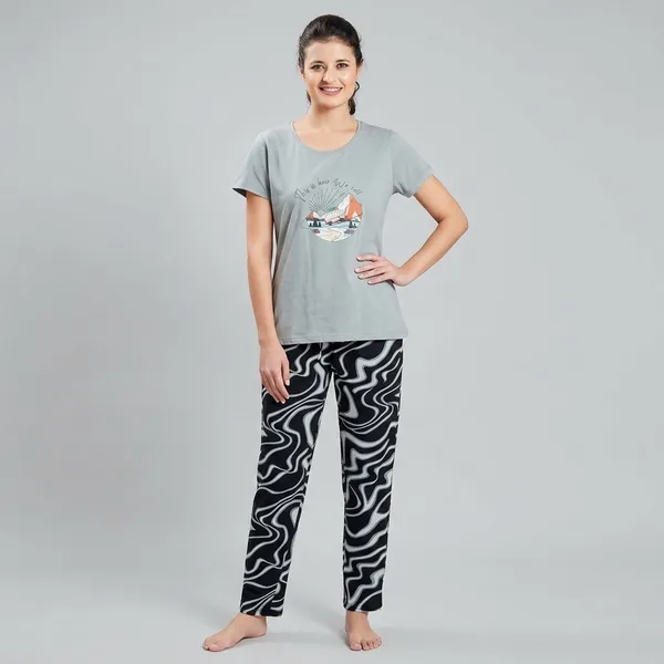Grey_Cotton_Night_Suit_For_Women