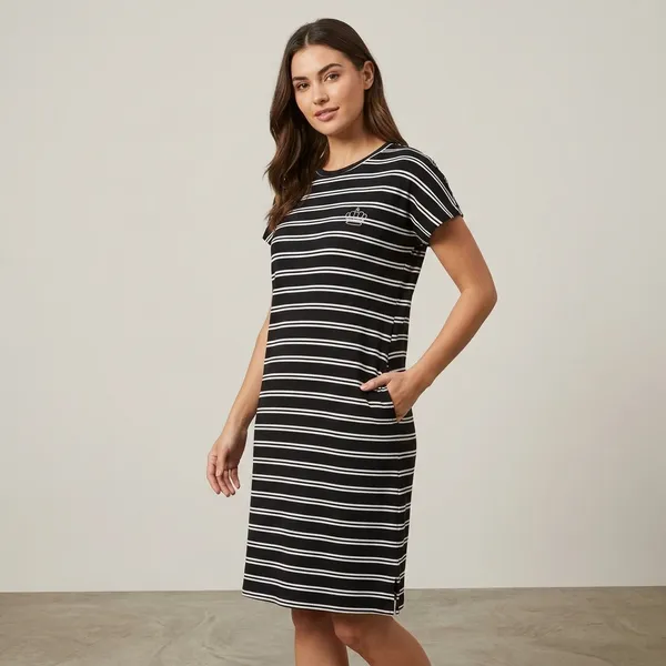 Black_And_White_Cotton_Oversized_T-Shirt_Dress_For_Women