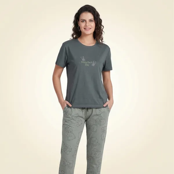 Green_Cotton_Loungewear_Set_For_Women