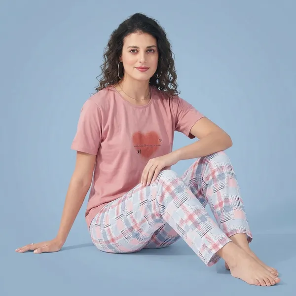 Pink_Cotton_Lycra_Loungewear_Set_For_Women