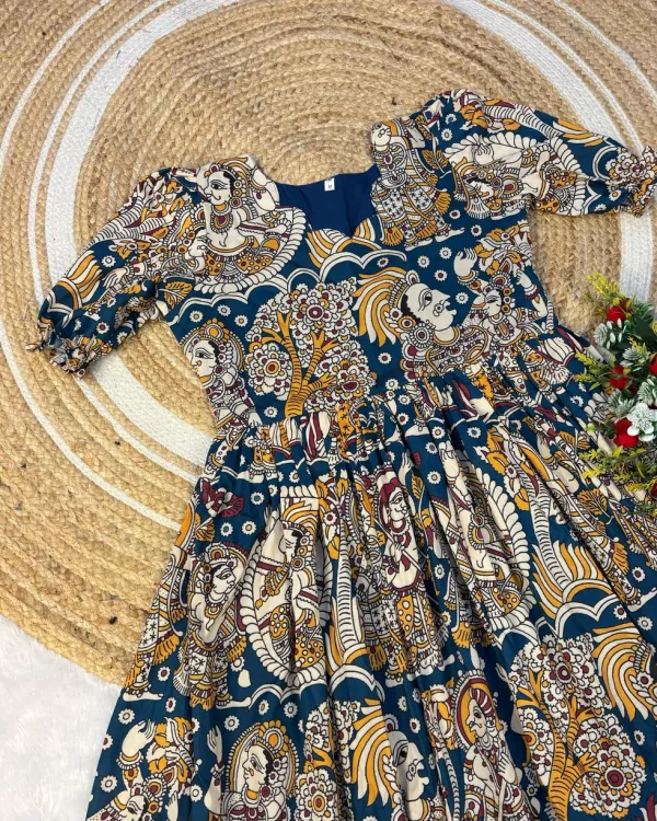 Vrindavan_Leela_Cotton_Gown