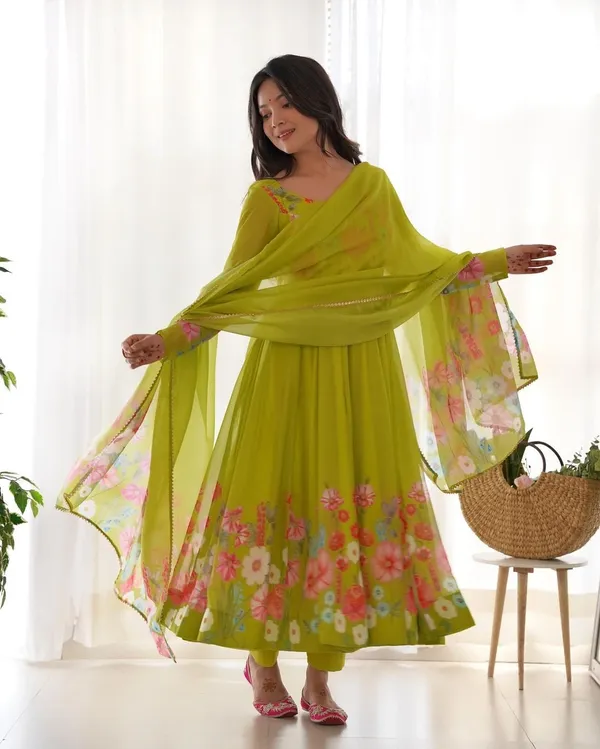 Light_Yellow_100%_Organza_Embroidered_Gown_with_Dupatta_For_Women