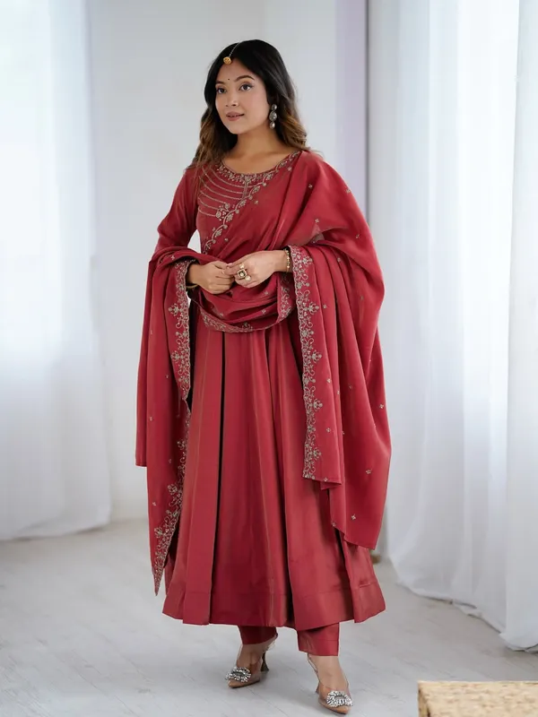 Red_70%_Chinon,_30%_Silk_Anarkali_Gown_Set_For_Women