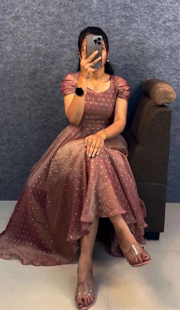 ANARKALI_DOTS