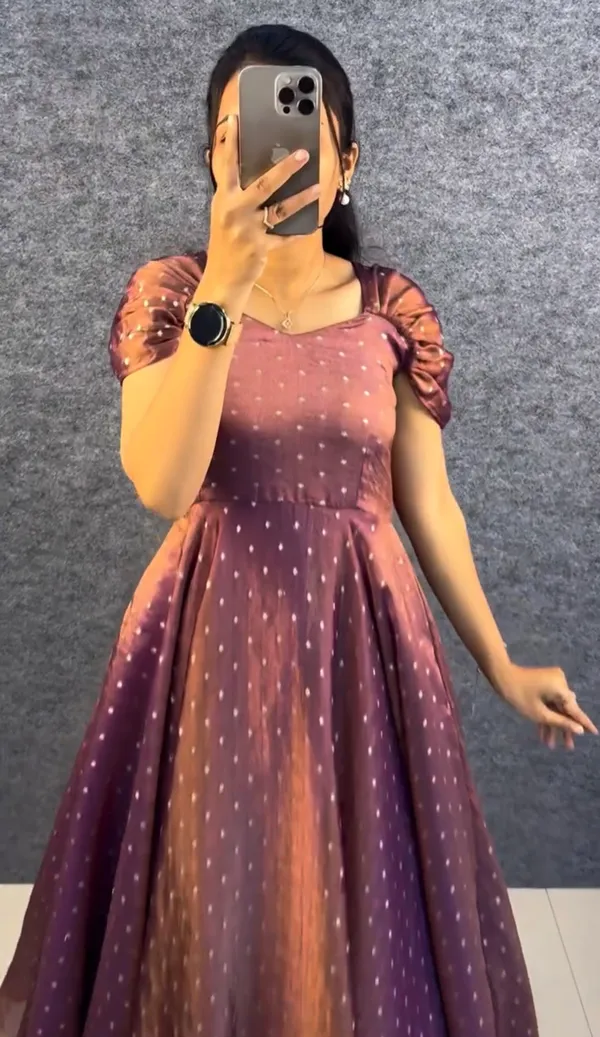 ANARKALI_DOTS