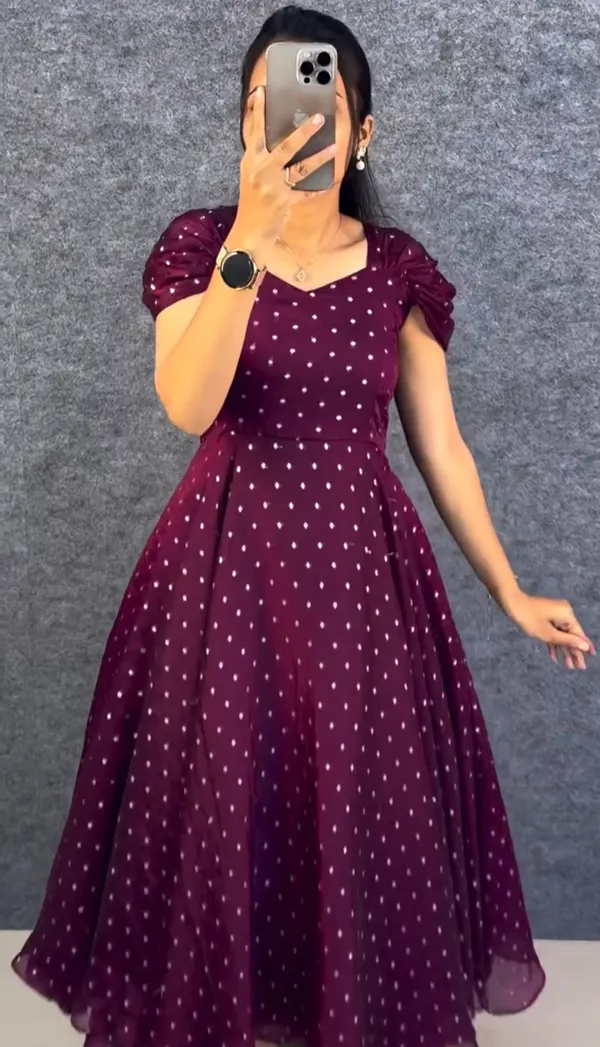 ANARKALI_DOTS