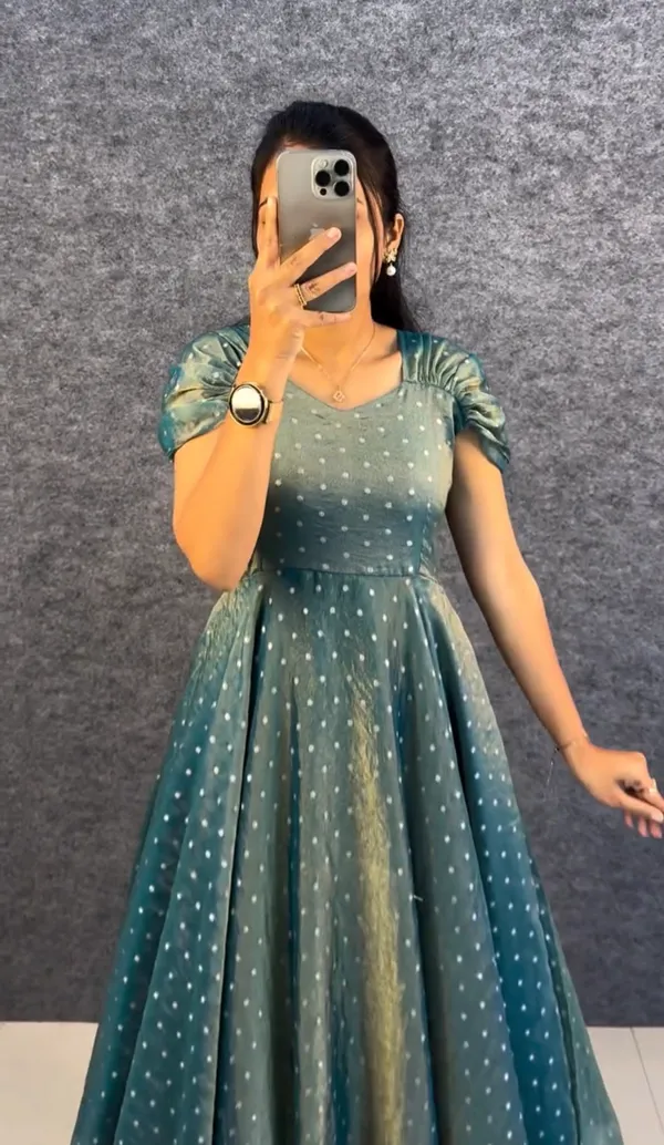ANARKALI_DOTS
