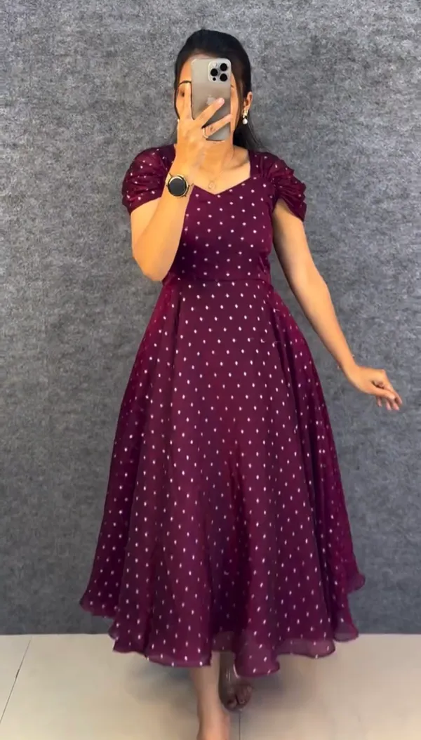 ANARKALI_DOTS