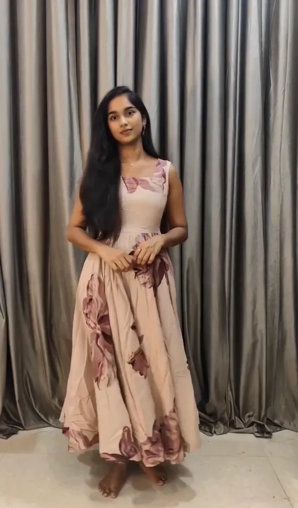 Aadhira_Bloom_Anarkali_Gown