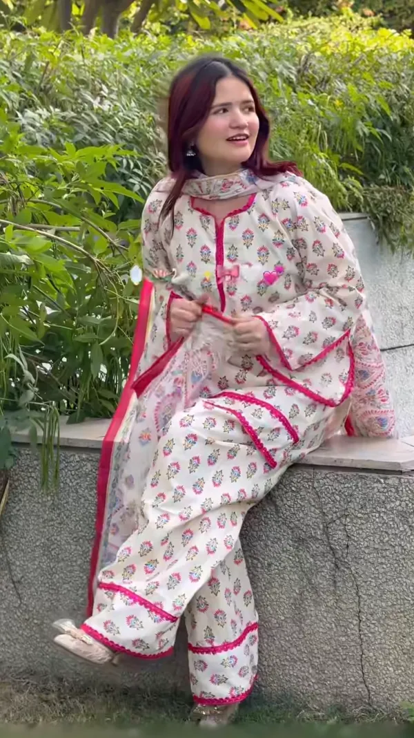 Pink_Bloom_Cotton_Printed_3-Piece_Suit_Set